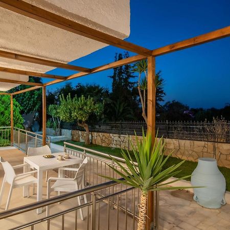 Ariadni Suites Karteros Exterior photo